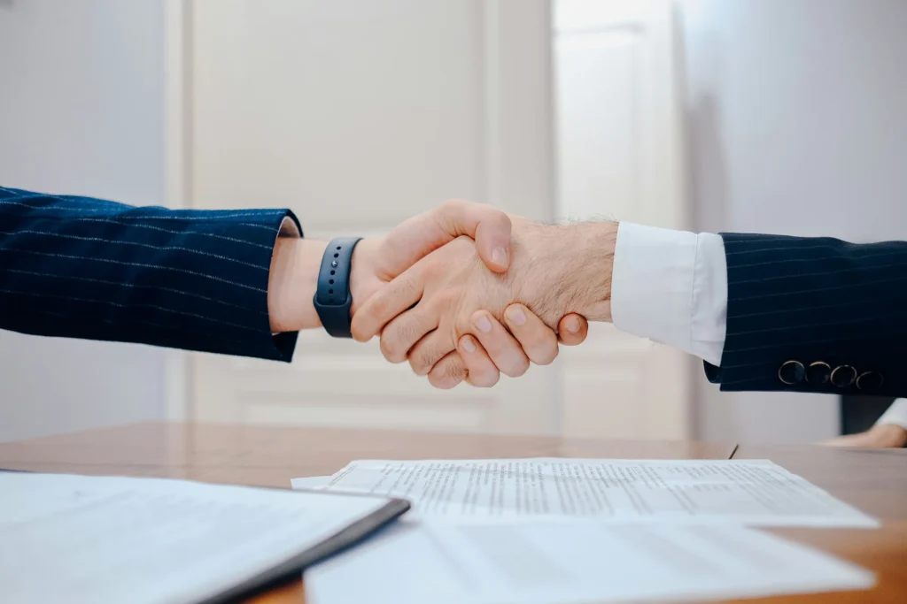 Voici 5 conseils simples mais puissants pour se démarquer dans un entretien d’embauche au sein d’une école ou d’un organisme de formation.